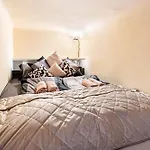 Andrassy Boulevard Central Apartment