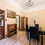Andrassy Boulevard Central Apartment